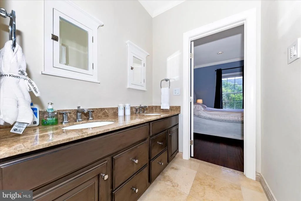 Photo of 2822 NORBORNE PLACE