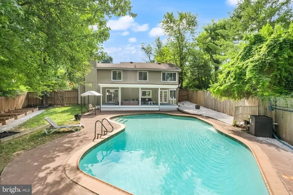 Photo of 7807 MULBERRY BOTTOM LANE