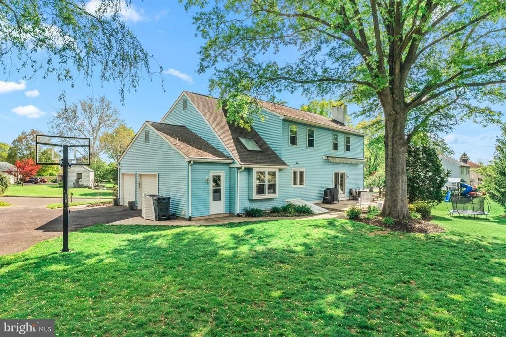 Photo of 24 POND VIEW DRIVE