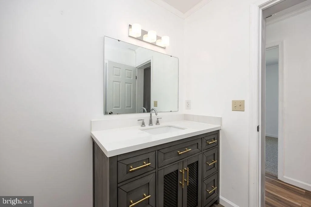 Photo of 813 PRICE ROAD