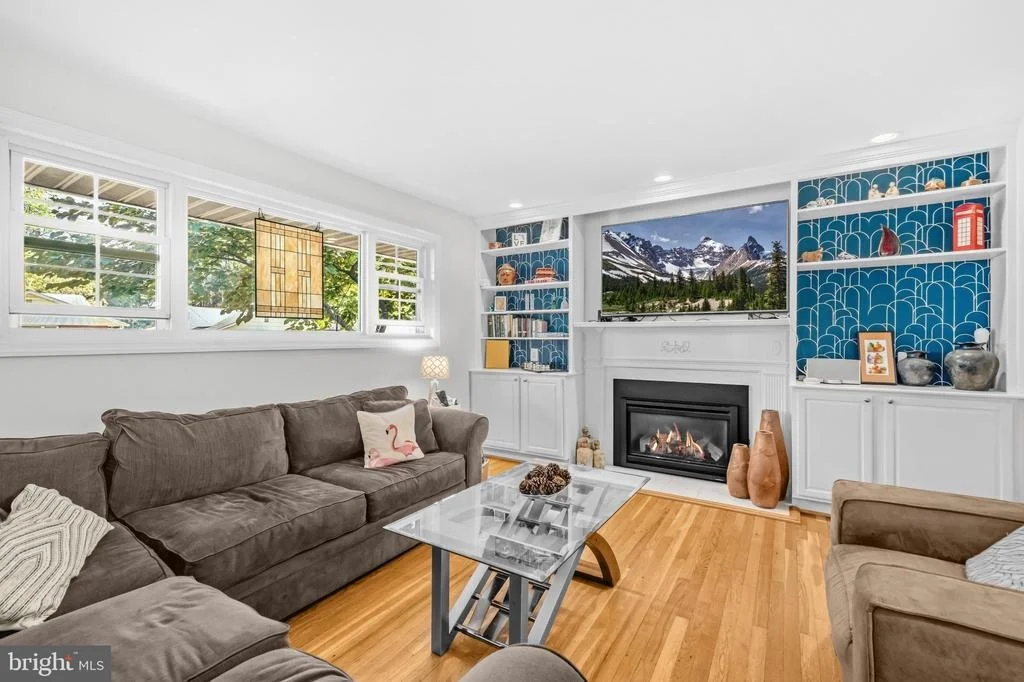 Photo of 1600 FLORA LANE