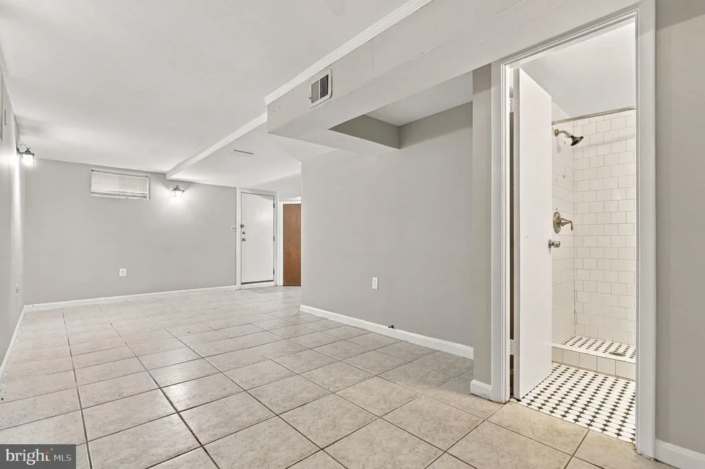 Photo of Unit 4A at 8459 IMPERIAL DRIVE