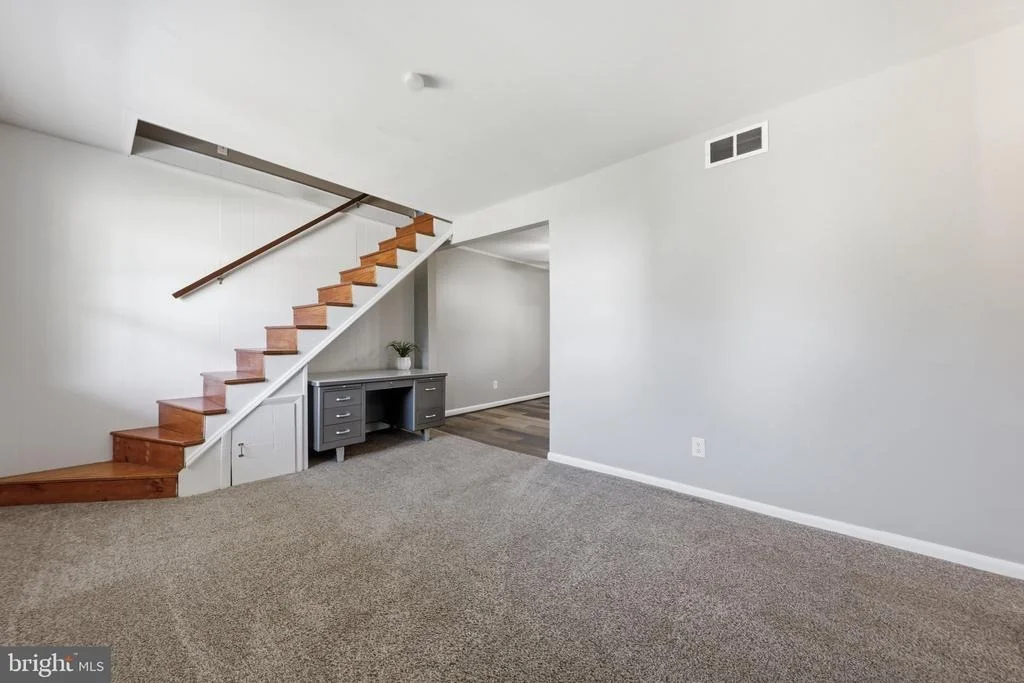 Photo of 417 ELMWOOD ROAD