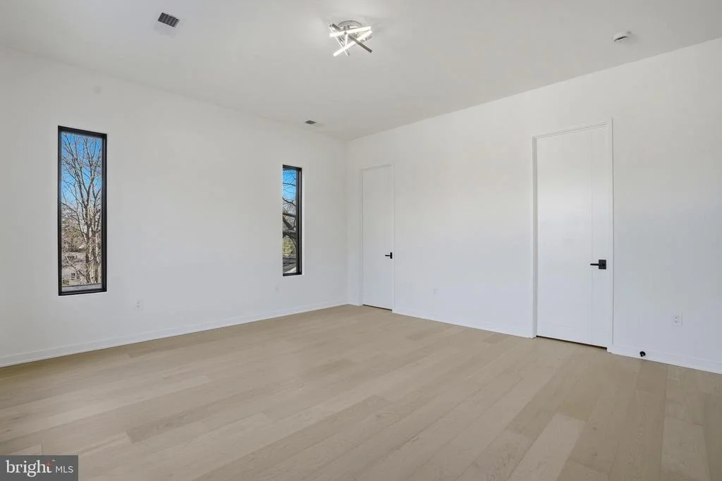 Photo of 7103 WESTBURY ROAD