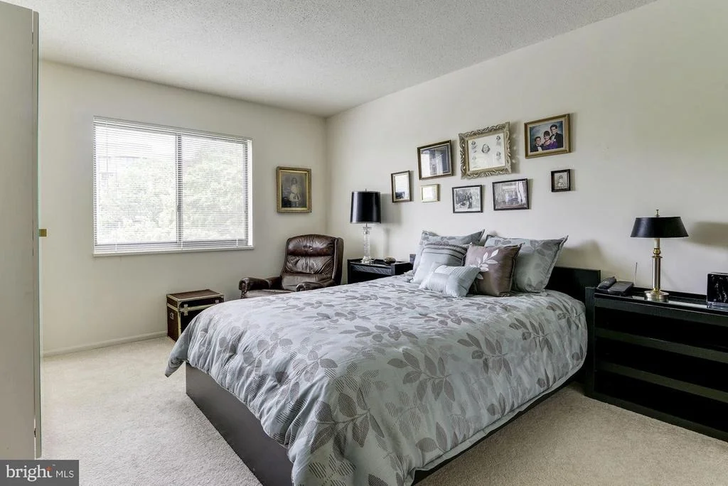 Photo of Unit 3814 at 15115 INTERLACHEN DRIVE