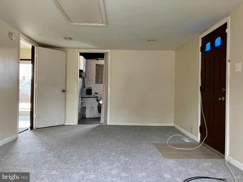 Photo of 38 HAMILTON LANE