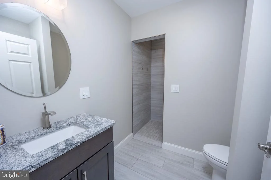 Photo of 1001 SUTTER LANE