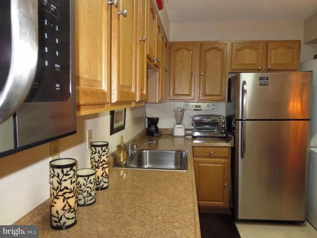 Photo of Unit 3215 at 15115 INTERLACHEN DRIVE