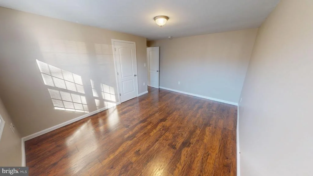 Photo of 5014 NICHOLAS ROAD