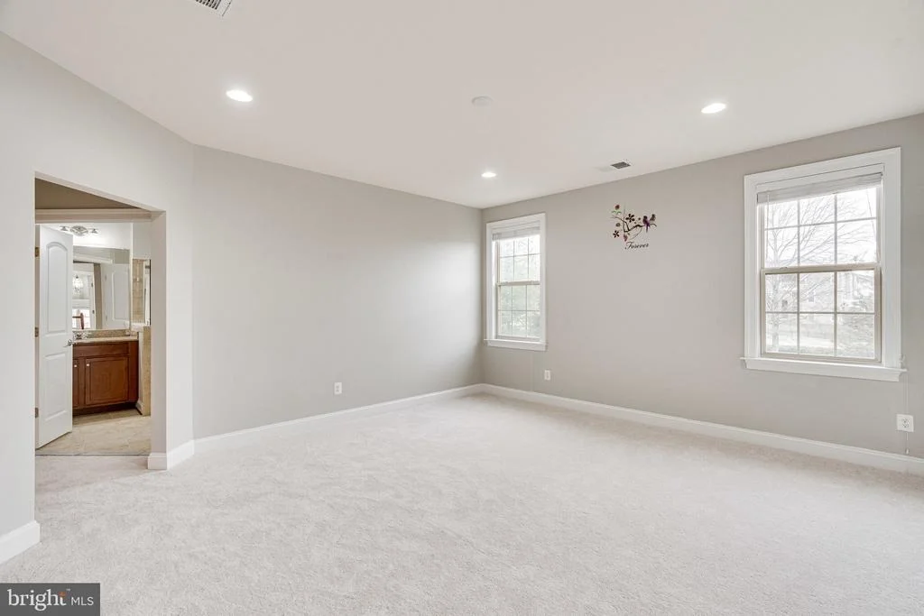 Photo of 42695 MACAULEY PLACE