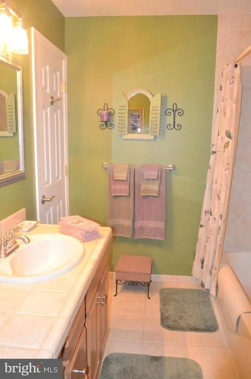 Photo of 9644 BRANCHVIEW LANE