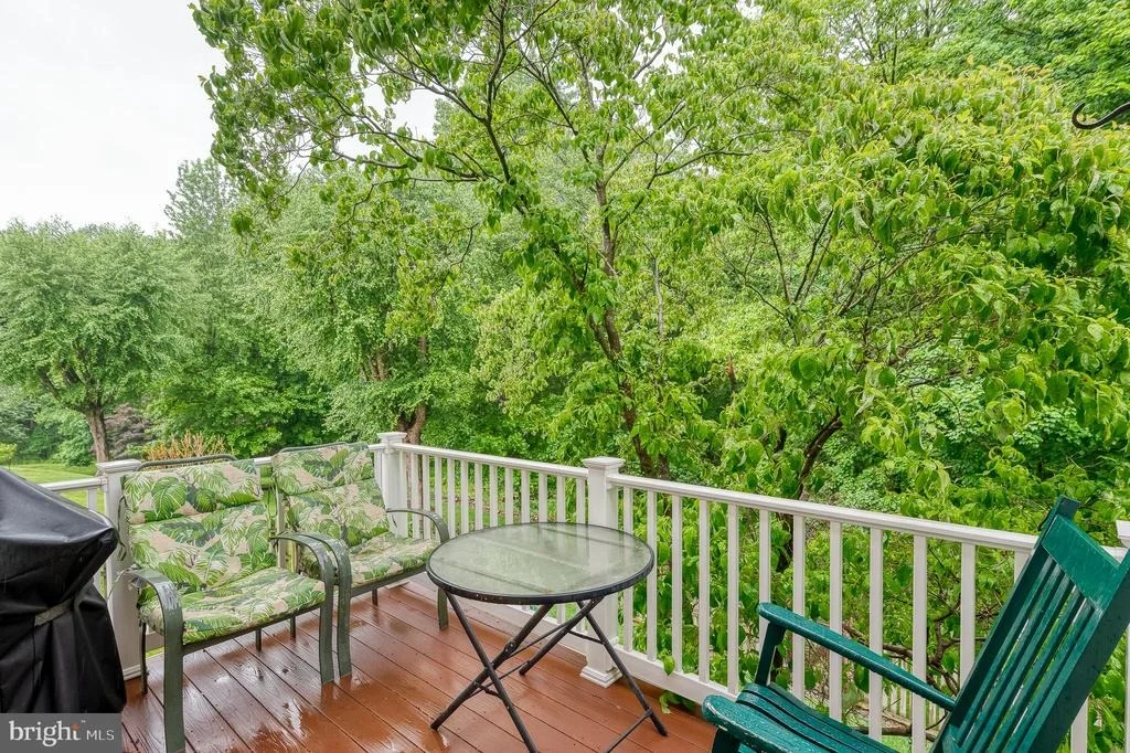 Photo of 922 DELRAY DRIVE