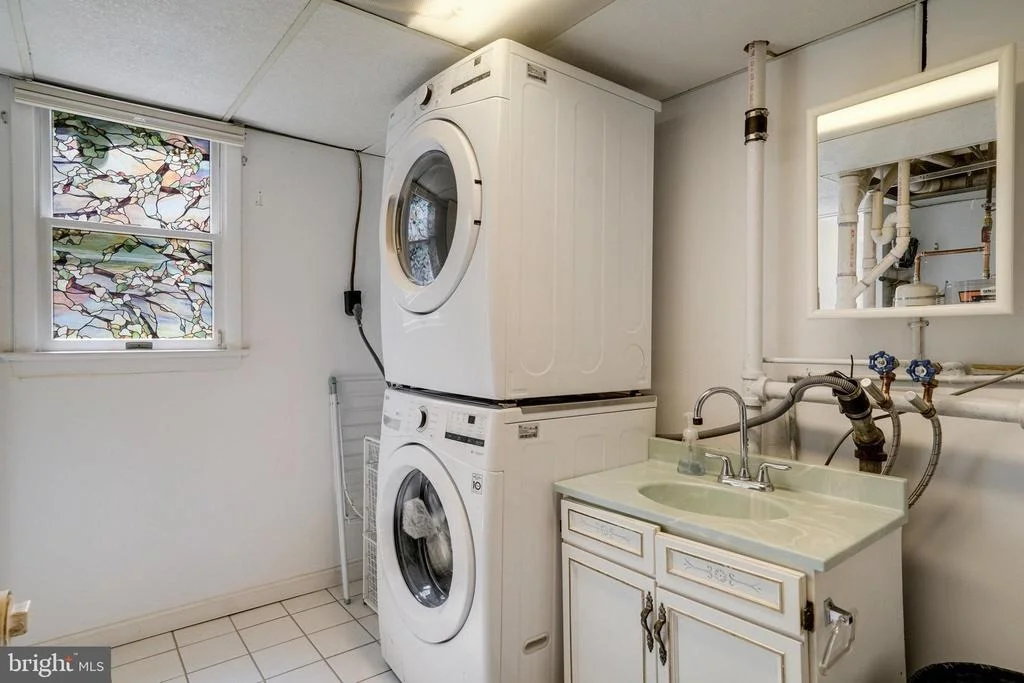 Photo of 5101 AMPTHILL DRIVE