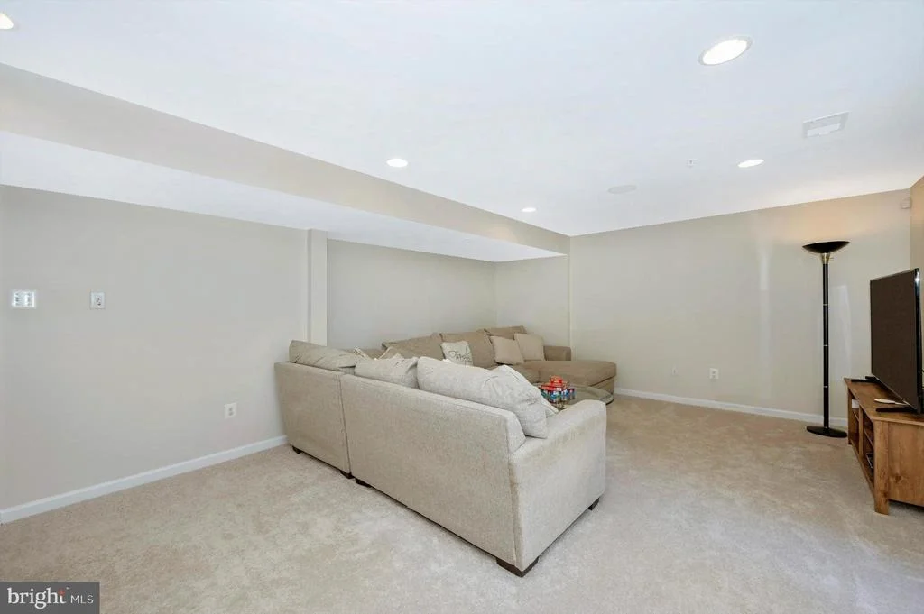 Photo of 5297 MAITLAND TERRACE