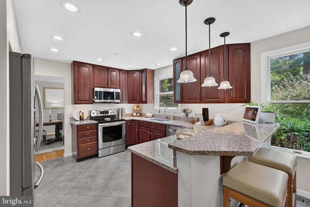 Photo of 10130 CLEARSPRING ROAD