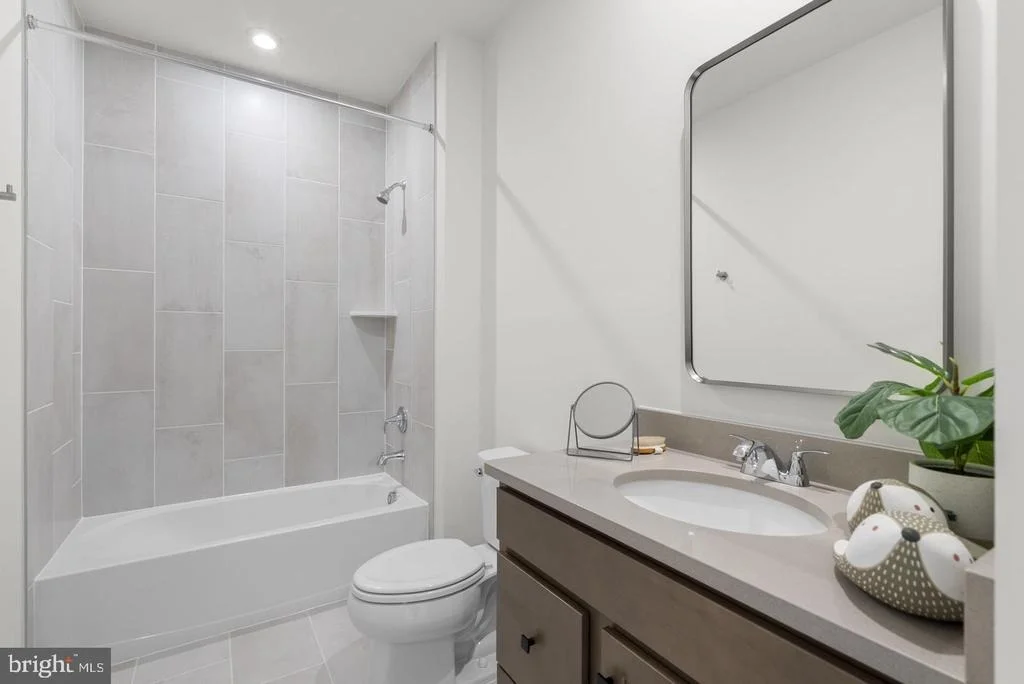 Photo of Unit TYCE24F2 at 3 PICASSO SQUARE