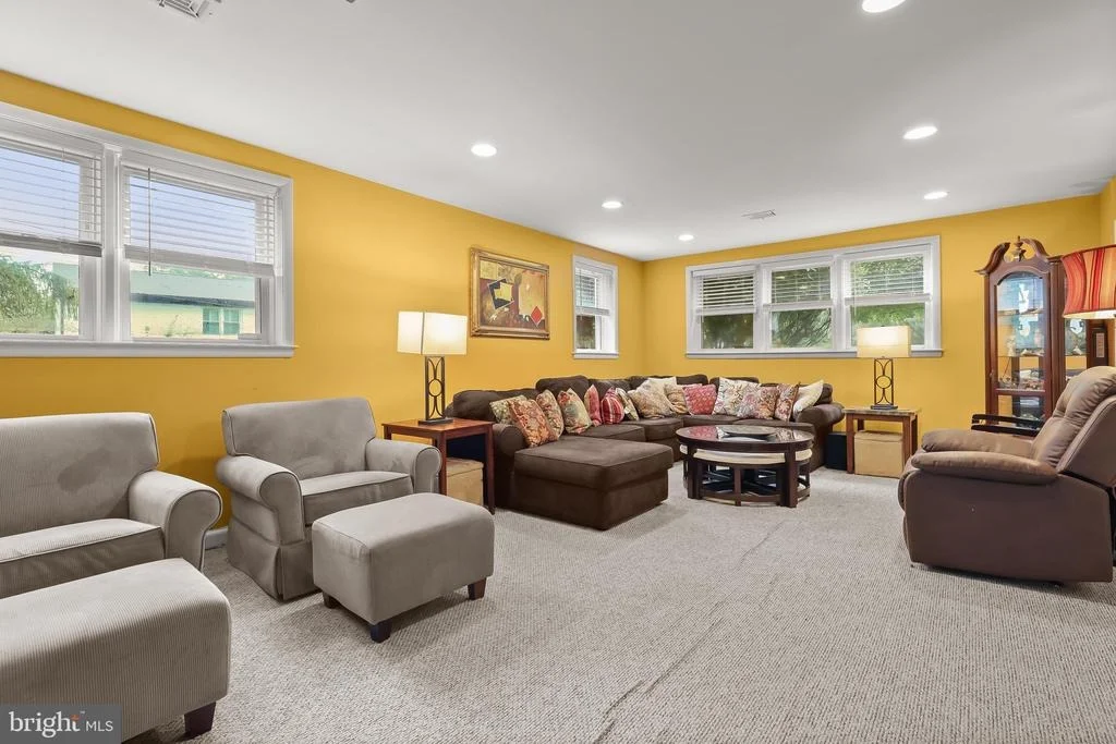 Photo of 2 GREENLEA DRIVE