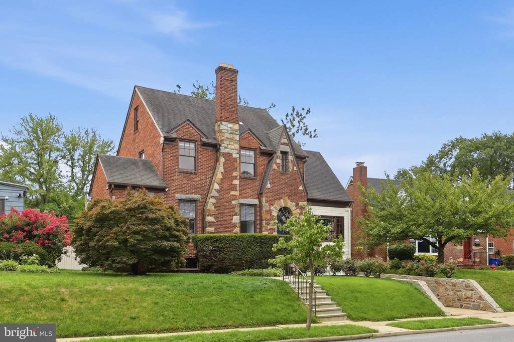 Photo of 408 CARROLL PARKWAY