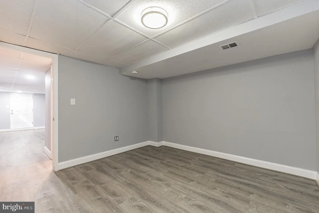 Photo of 18121 BILNEY DRIVE