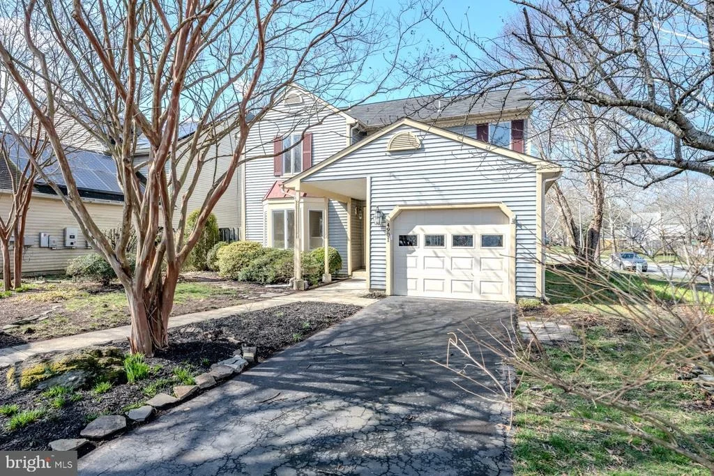 Photo of 4901 COLONEL CONTEE PLACE