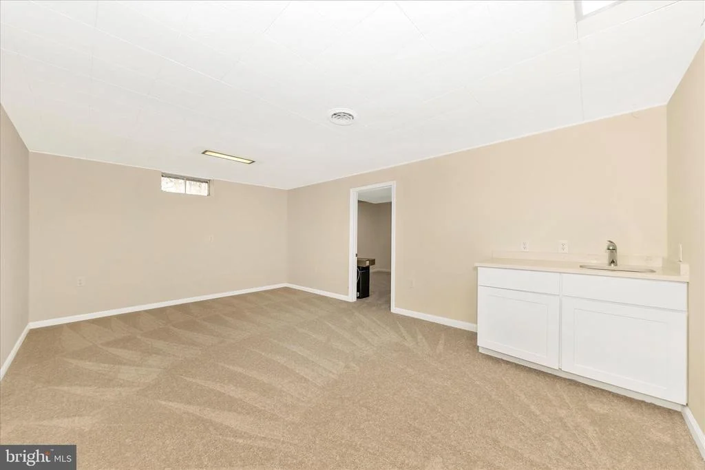 Photo of 5815 MEADOW DRIVE