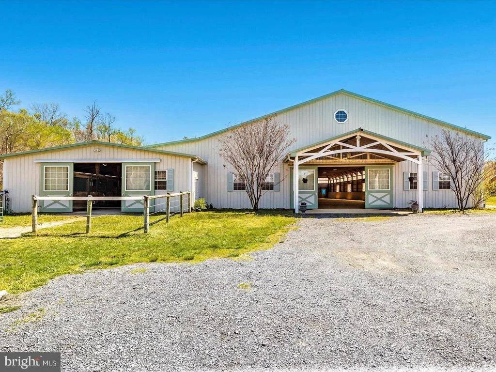 Photo of 15104 GARDNER ROAD