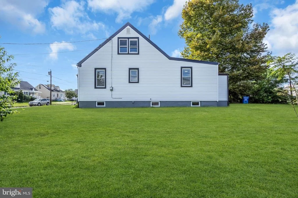 Photo of 33 MORRIS AVENUE