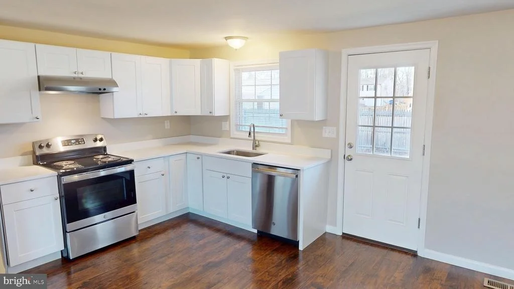 Photo of 5014 NICHOLAS ROAD