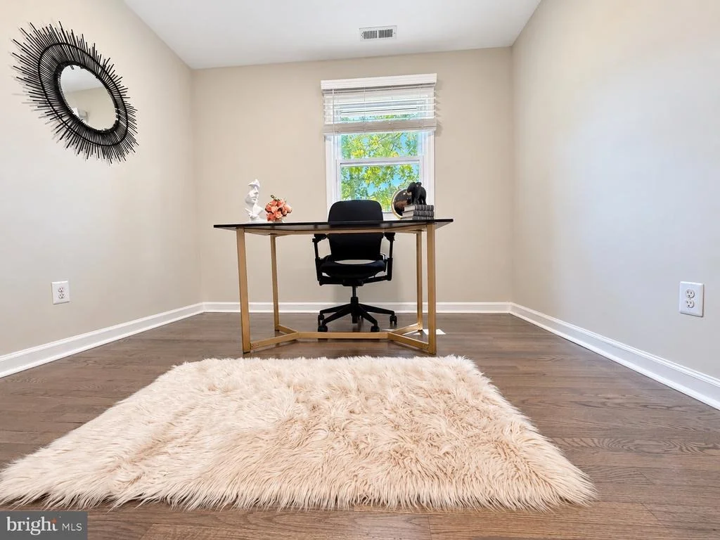 Photo of 11004 TYRONE DRIVE
