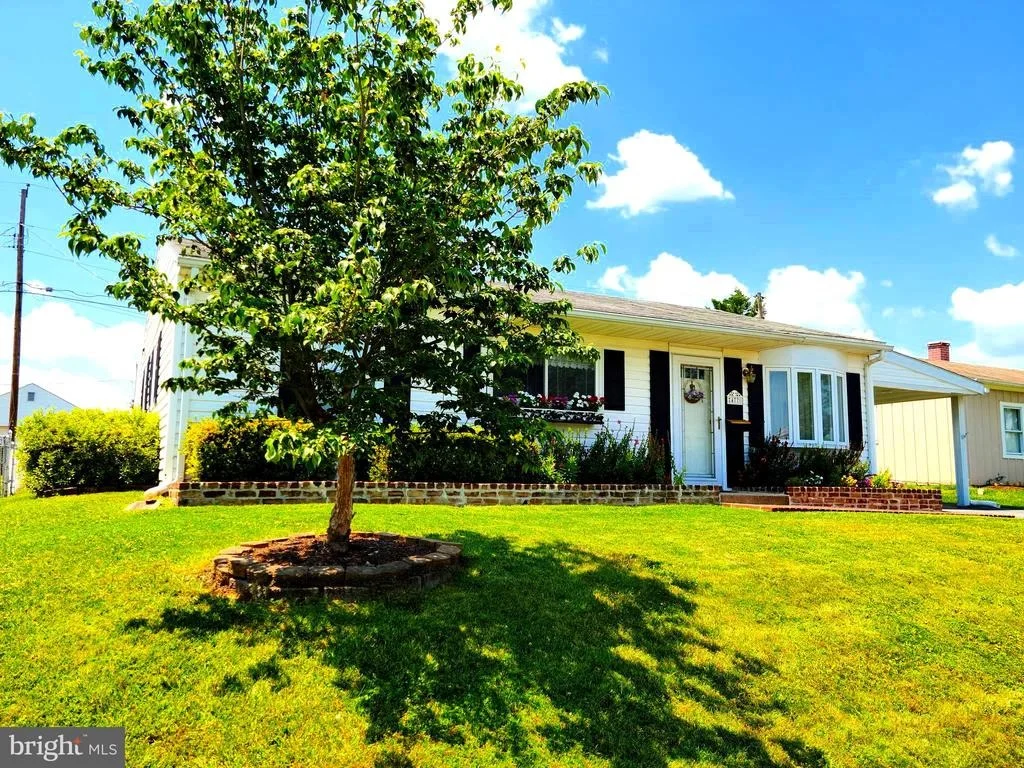 Photo of 477 CARROLLTON DRIVE