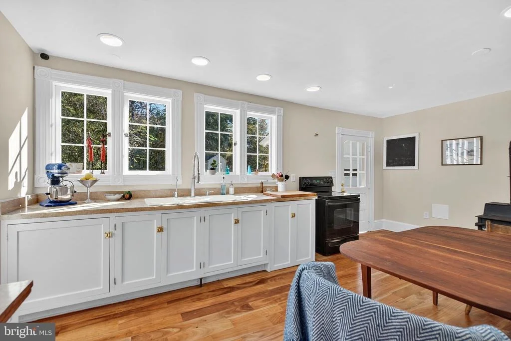 Photo of 4561 WESTON ROAD