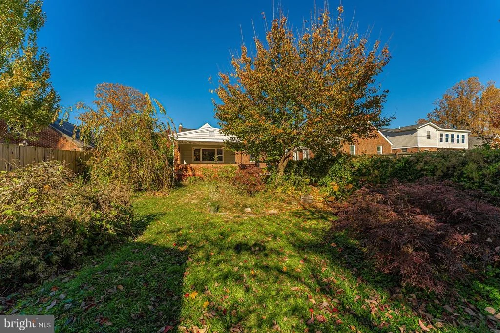 Photo of 406 LEE PLACE