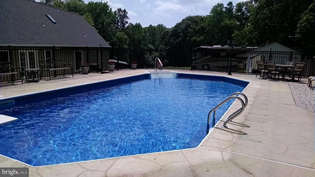 Photo of 10600 WARD ROAD
