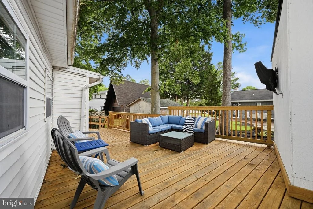 Photo of 1815 GLENARM ROAD