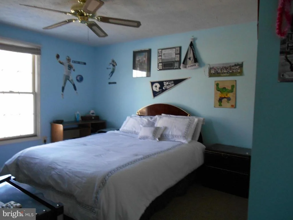 Photo of 18012 SILVER LEAF DRIVE