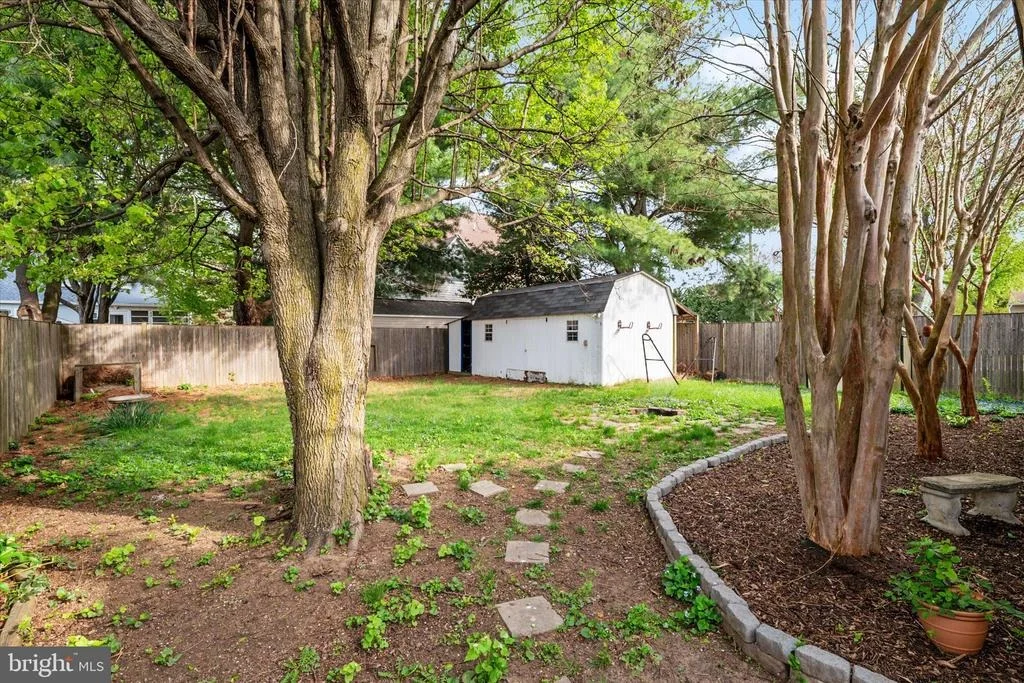 Photo of 234 MEADOW ROAD
