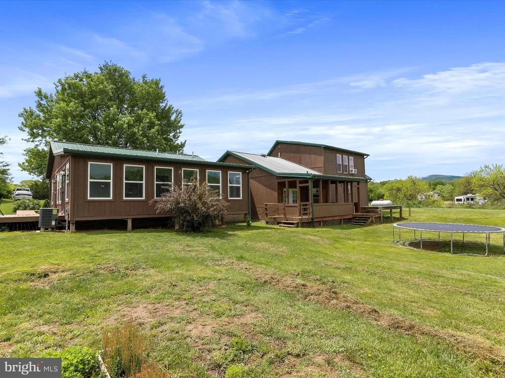 Photo of 1063 GEORGE ARNOLD LANE