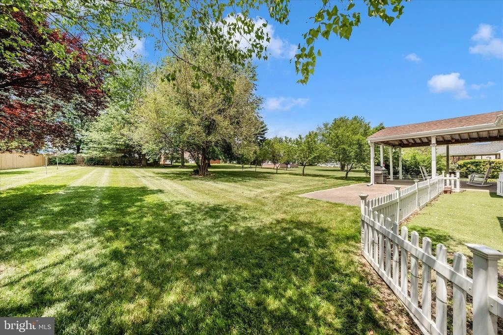 Photo of 6104 EDMONT DRIVE