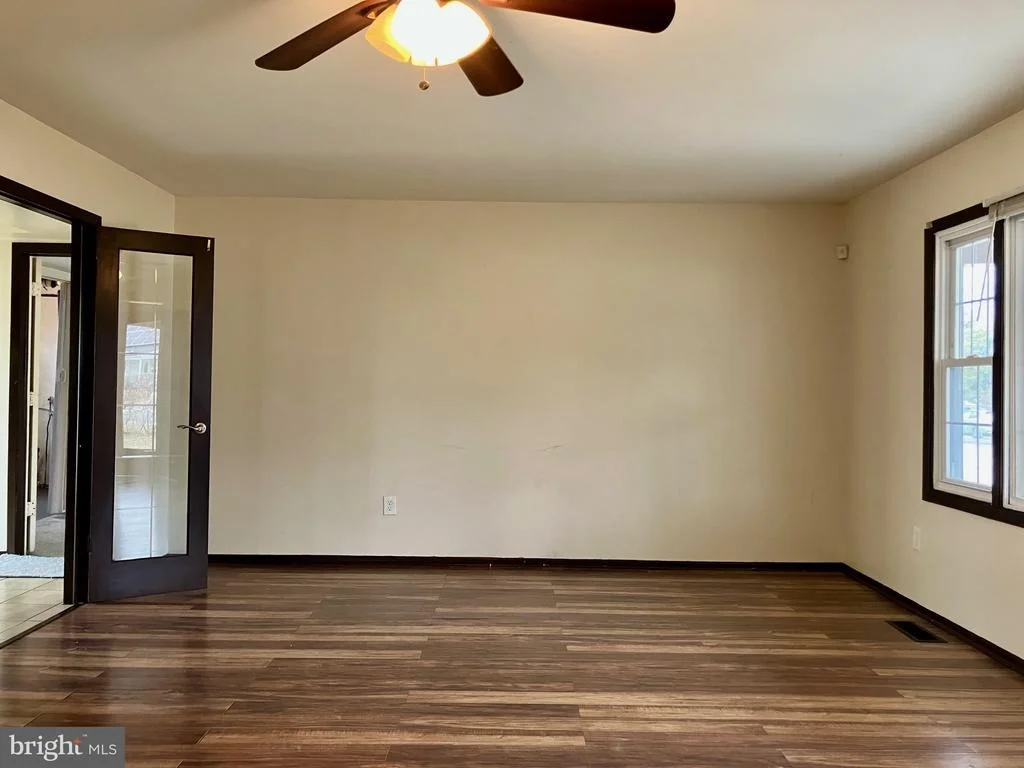 Photo of 38 HAMILTON LANE