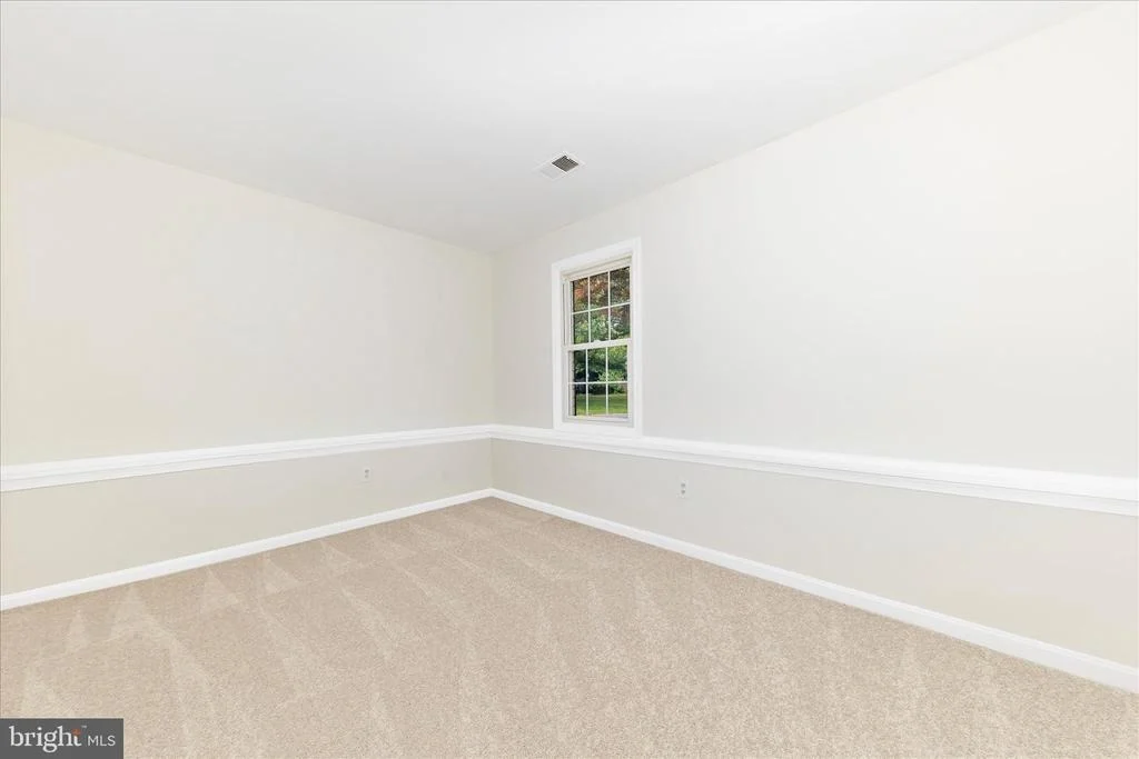Photo of 176 STONEYBROOK COURT