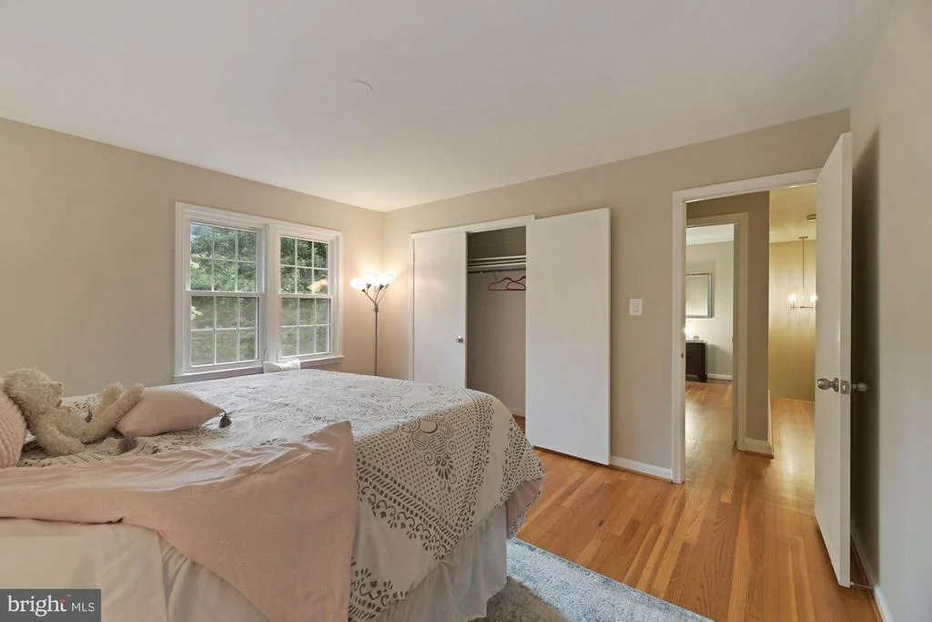 Photo of 7700 FALSTAFF ROAD