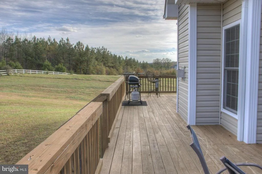 Photo of 20155 BENNETTS WAY
