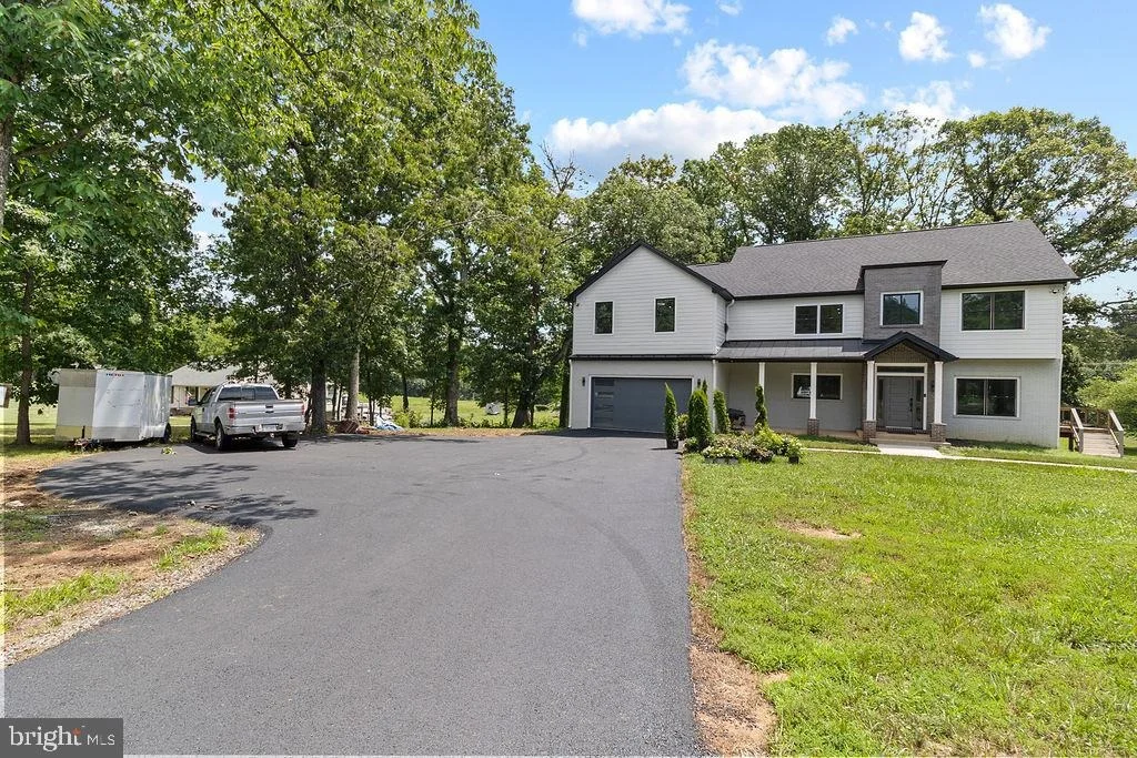 Photo of 5719 BEVERLEYS MILL ROAD