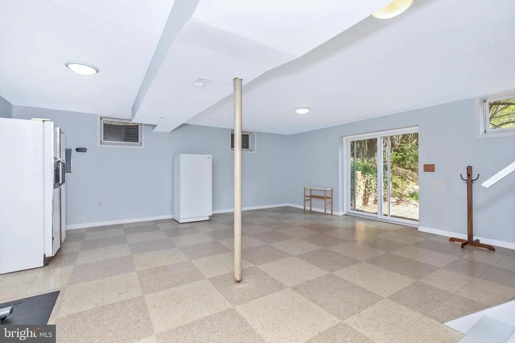Photo of 28313 HONEYSUCKLE DRIVE