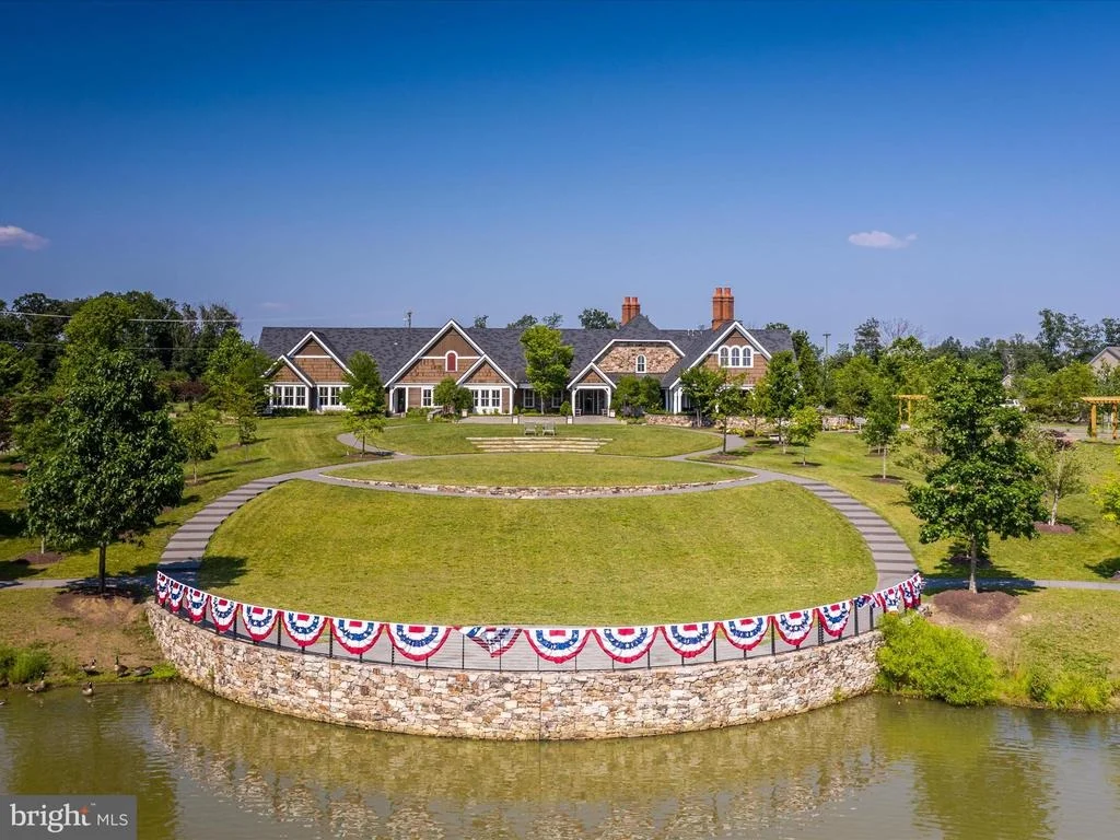 Photo of 40793 FOXTAIL FIELDS DRIVE