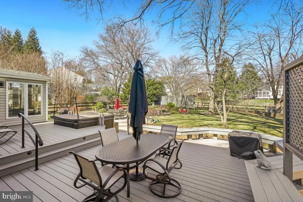 Photo of 7229 WAPELLO DRIVE