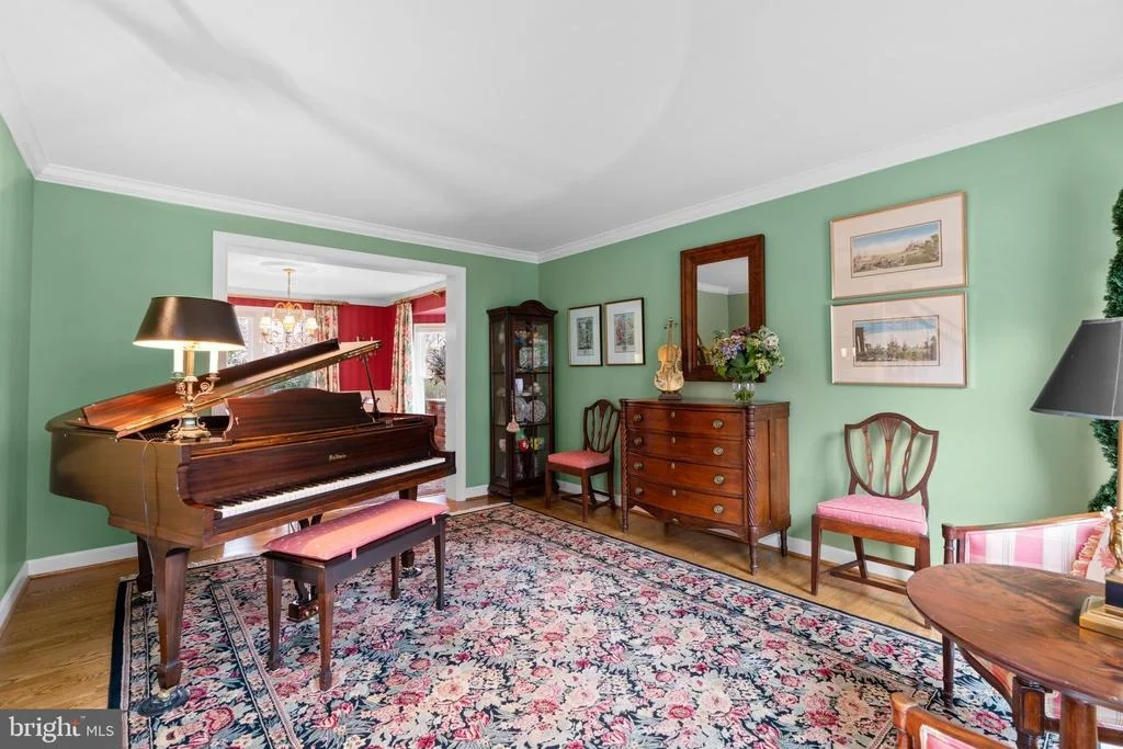 Photo of 17702 GLOBE THEATRE DRIVE