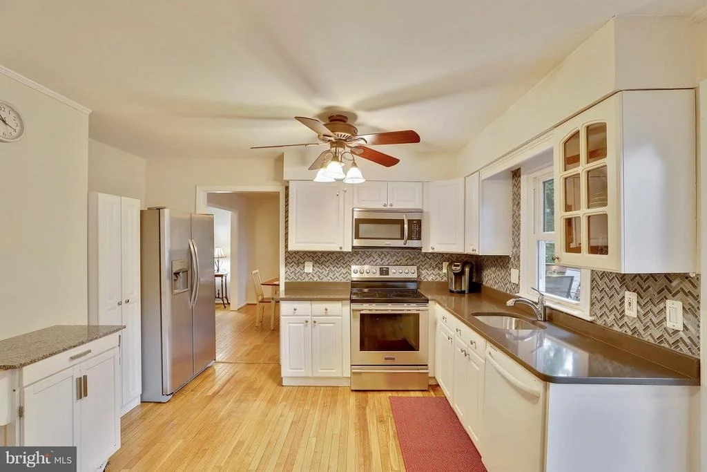 Photo of 9002 BILLOW ROW