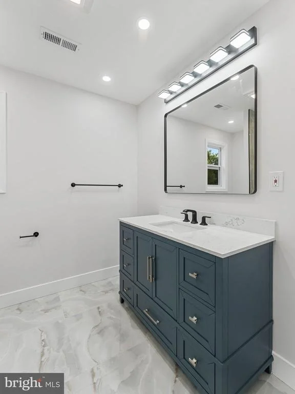 Photo of 308 DELSEA DRIVE