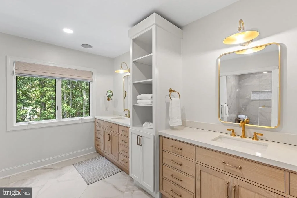Photo of 123 GLADE CIRCLE W
